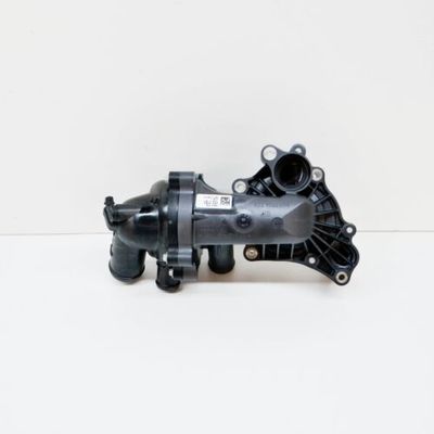 Pompe à eau de moteur de l'Assemblée 079121013T de pompe à eau d'Audi A8 4H D4