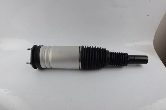 Suspension aérienne avant absorbeur de choc pour le Land Rover L462 Discover 5 LR081560