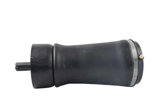 L'équipement est équipé d'un moteur à air comprimé.