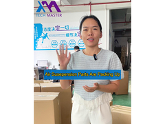 Notre équipe travaille dur à emballer nos pièces de suspension pneumatique haut de gamme.